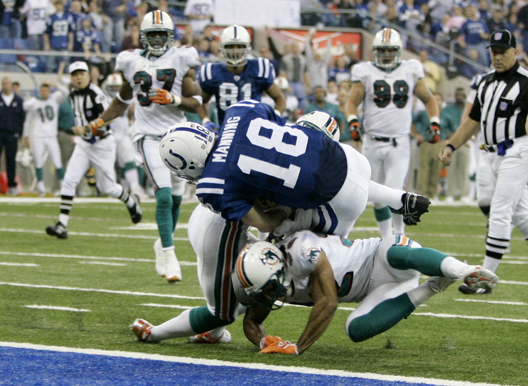 Dolphins Colts Football